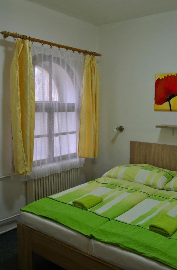 Hotel Decin Na Skrivance מראה חיצוני תמונה