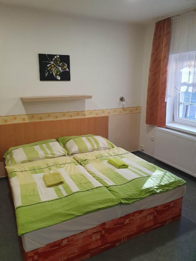 Hotel Decin Na Skrivance מראה חיצוני תמונה